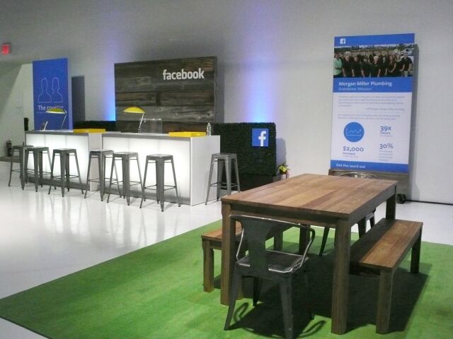 DW Facebook Fit 1