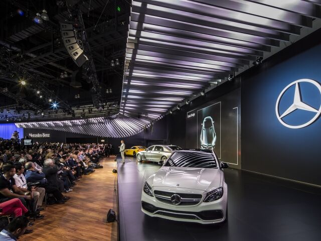 DW Mercedes LA 2