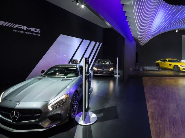 DW Mercedes LA 8