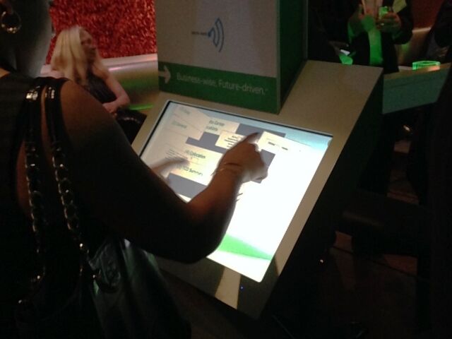 DW Schneider Kiosk 6